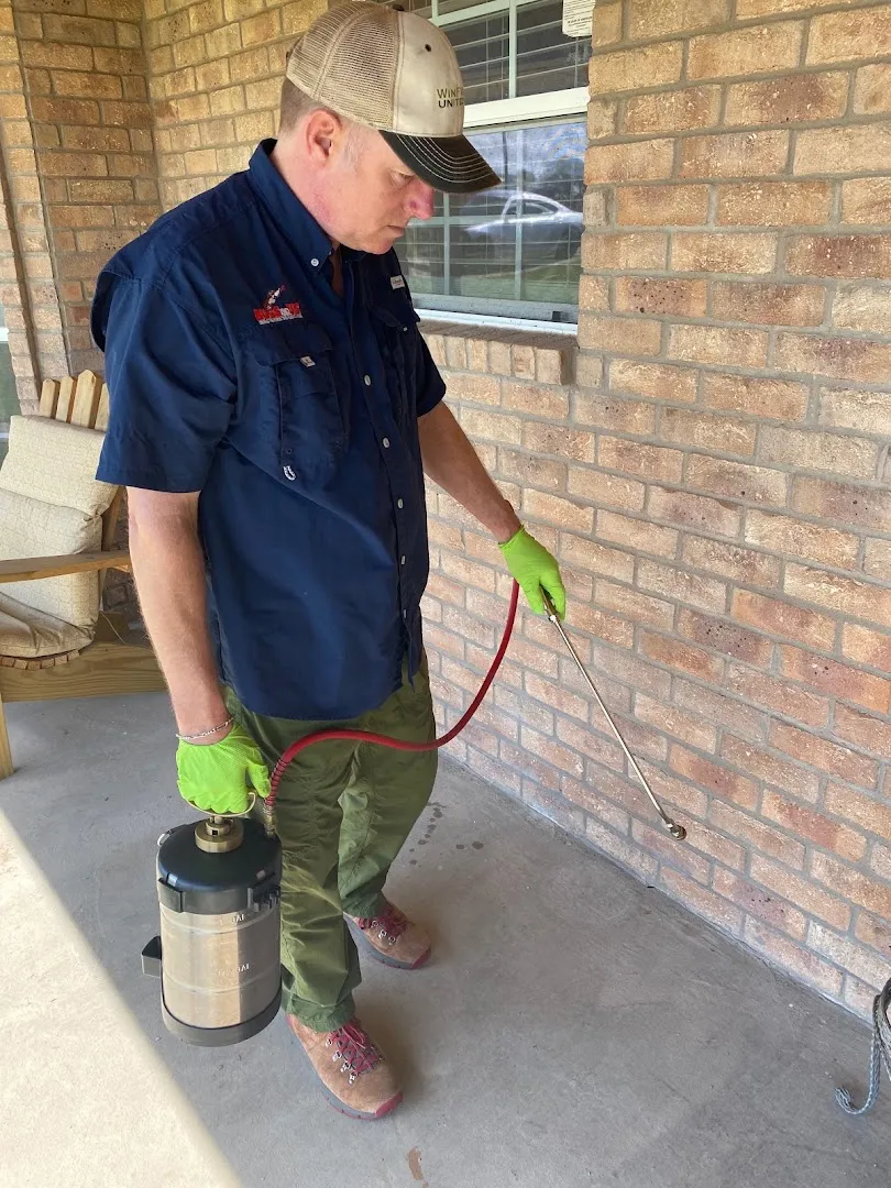 It's Bugs Or Us Pest Control - Tyler in Tyler, TX — business photo 3