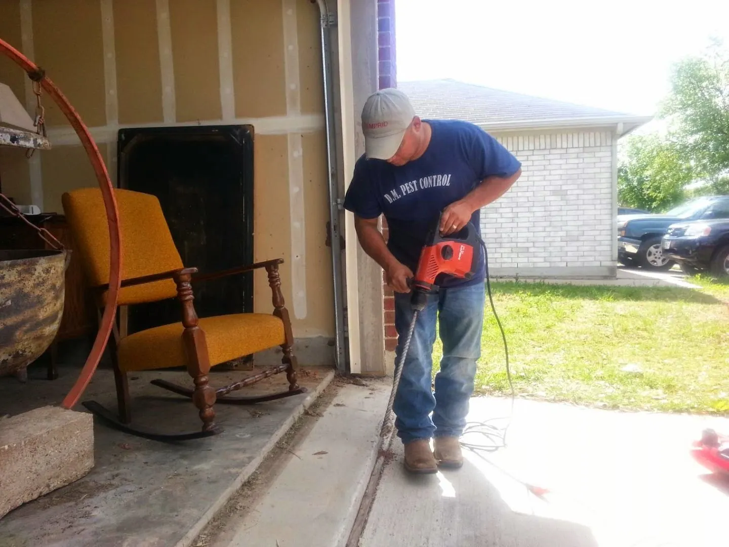 D. M. PEST CONTROL in Georgetown, TX — business photo 3