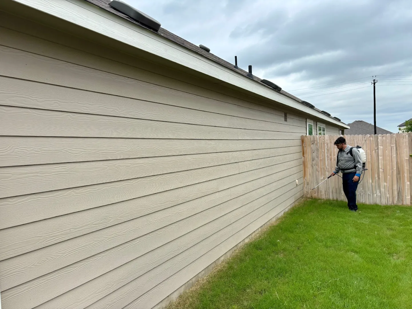 Romney Pest Control - Conroe in Conroe, TX — business photo 5
