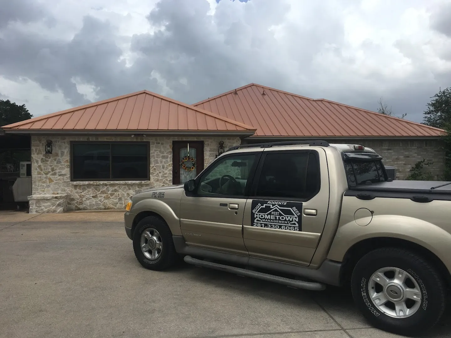 Hometown Pest Management in Angleton, TX — business photo 4