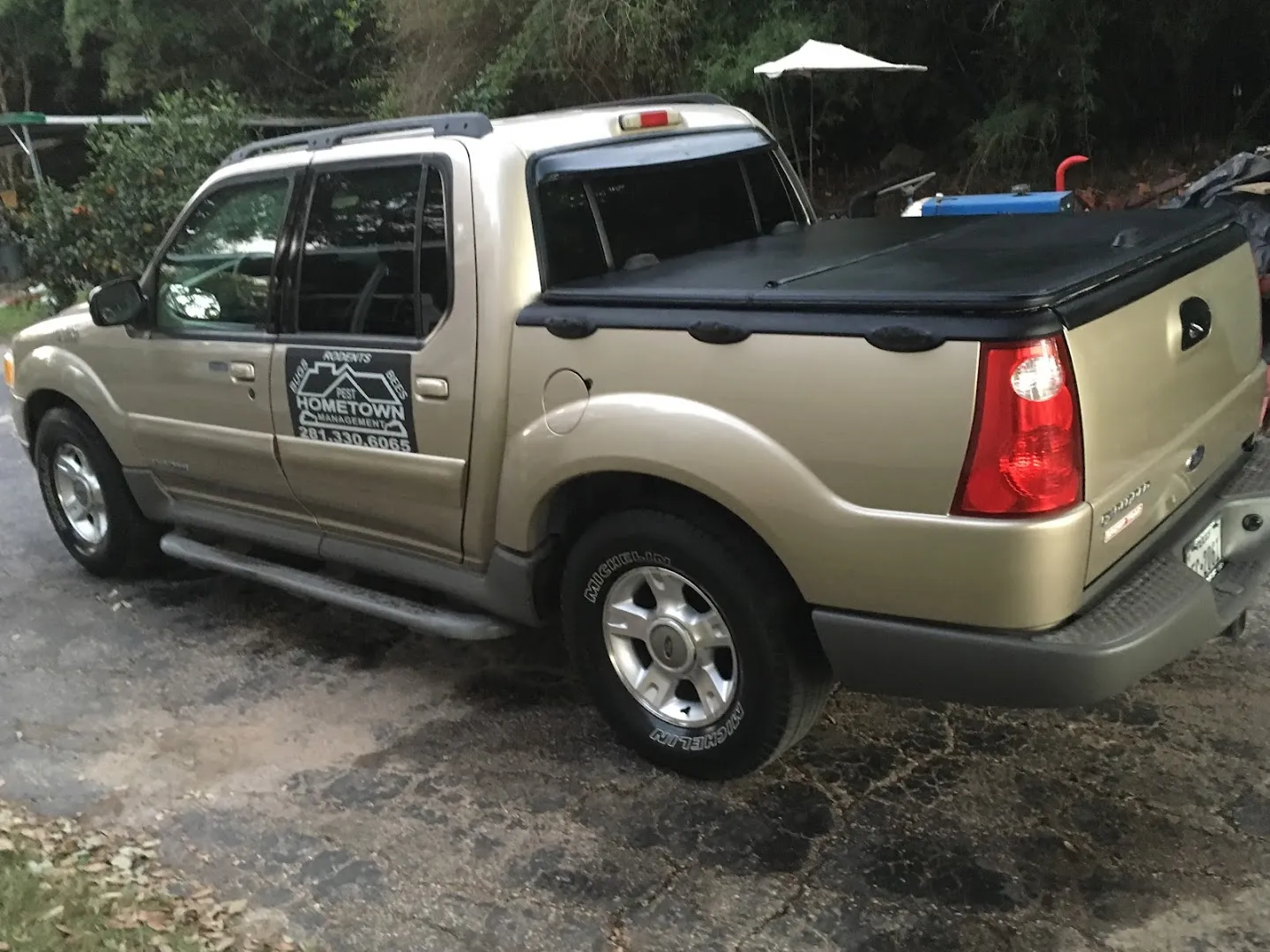Hometown Pest Management in Angleton, TX — business photo 6