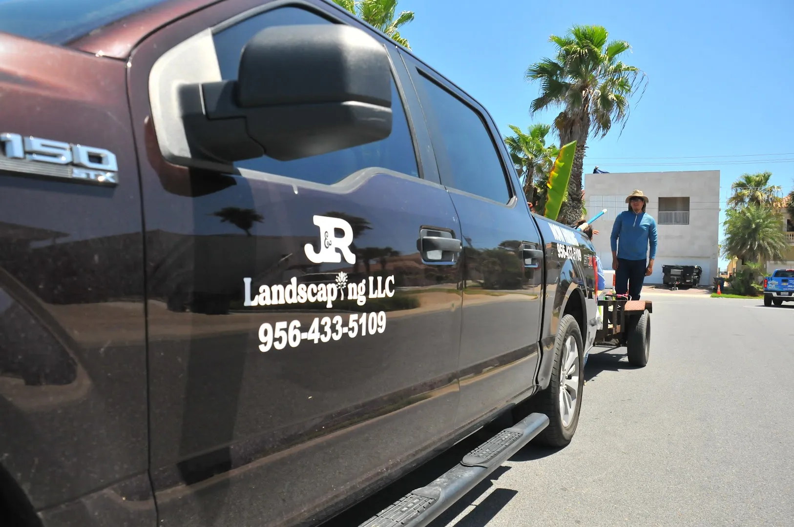 J and R Landscaping in Brownsville, TX — business photo 6