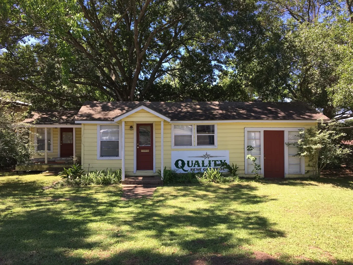 Quality Pest Control, LLC — pest control in Bellville, AUSTIN County, TX