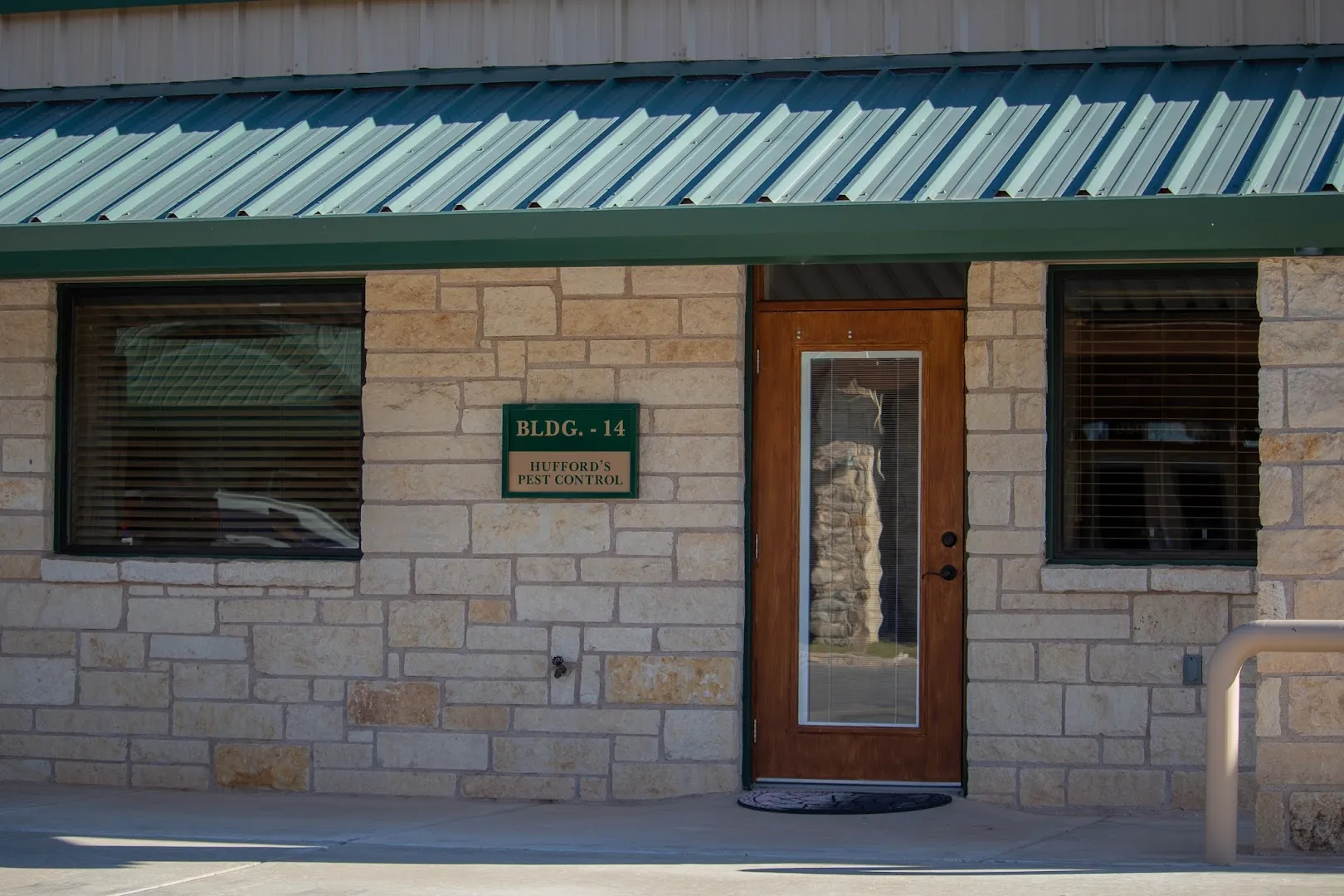 Hufford's Pest Control, LLC in Midland, TX — business photo 4