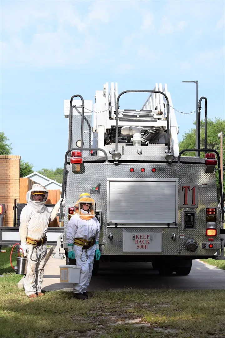 RapidResponse Pest Control in Kingsville, TX — business photo 3