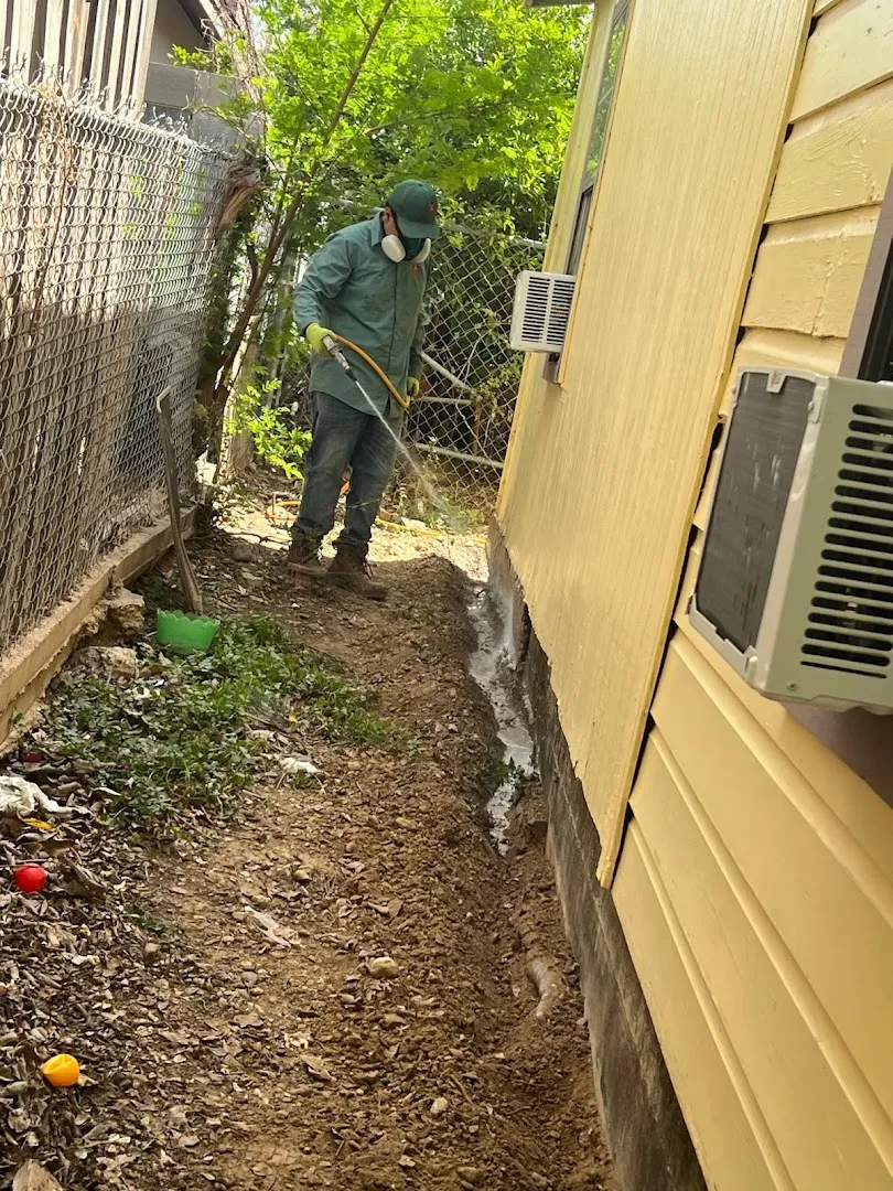 Superior Pest Control, LLC in Conroe, TX — business photo 5