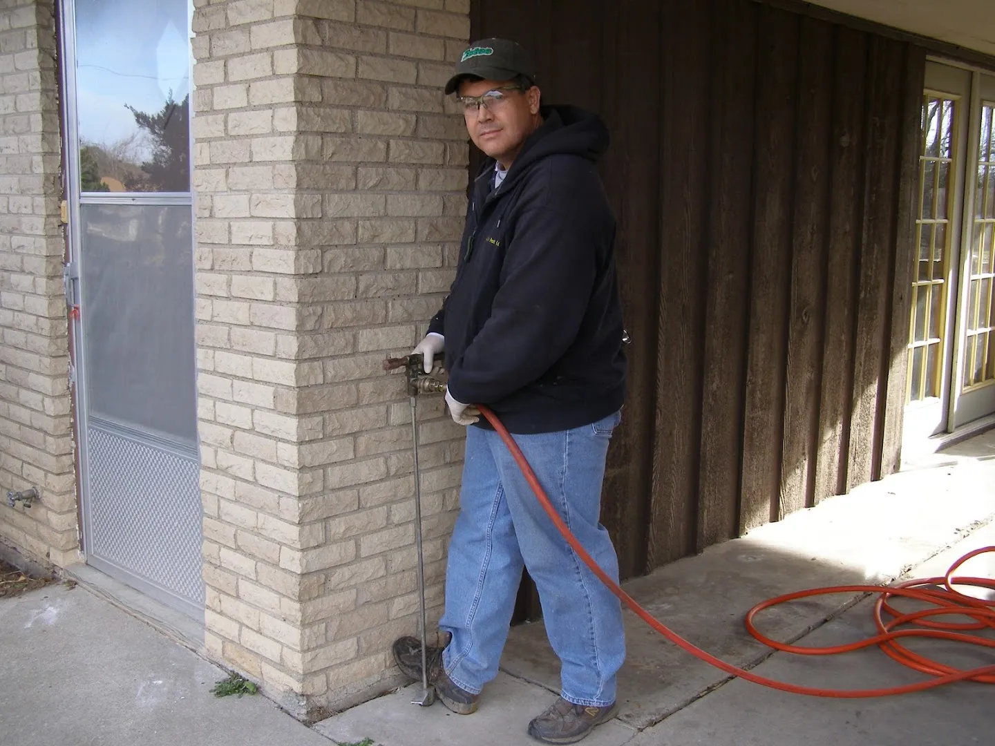 JB's Pest Control, LLC in Palo Pinto, TX — business photo 5