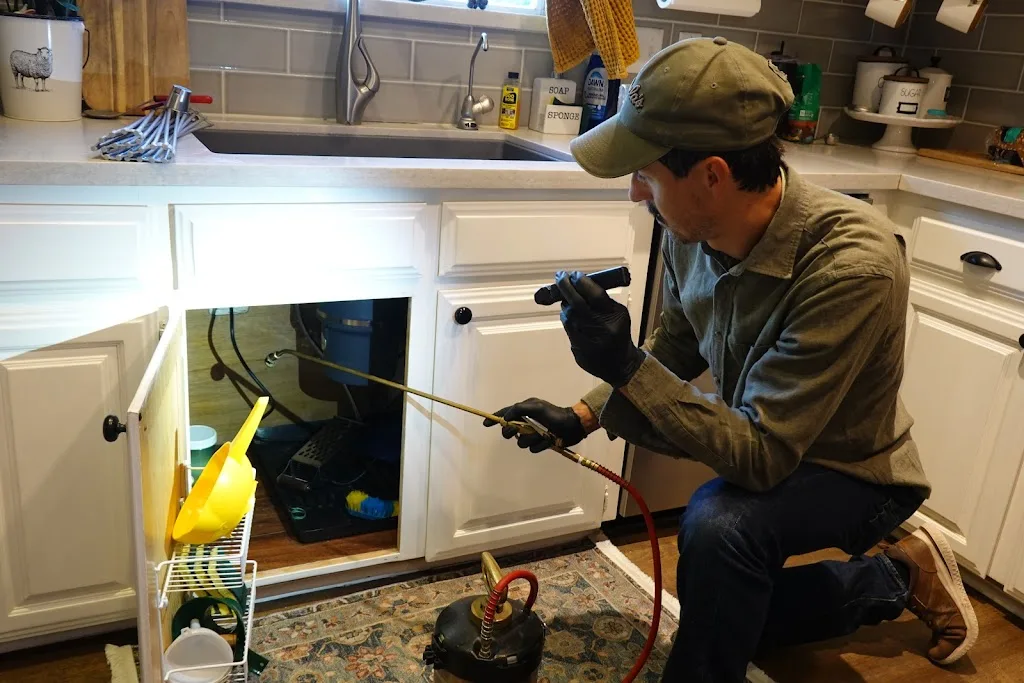 Bug-N-Out Pest Control in Houston, TX — business photo 2