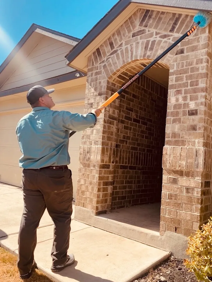Agarita Pest & Home Solutions in Hondo, TX — business photo 5