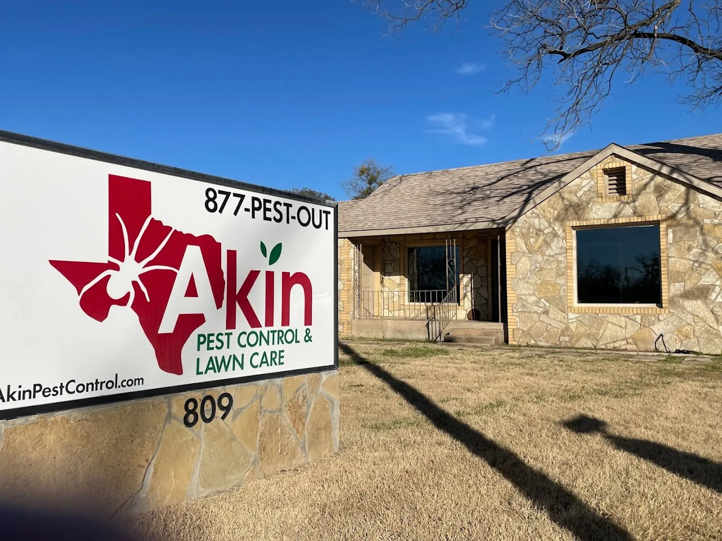 Akin Pest Control & Lawn Care in Comanche, TX — business photo 4