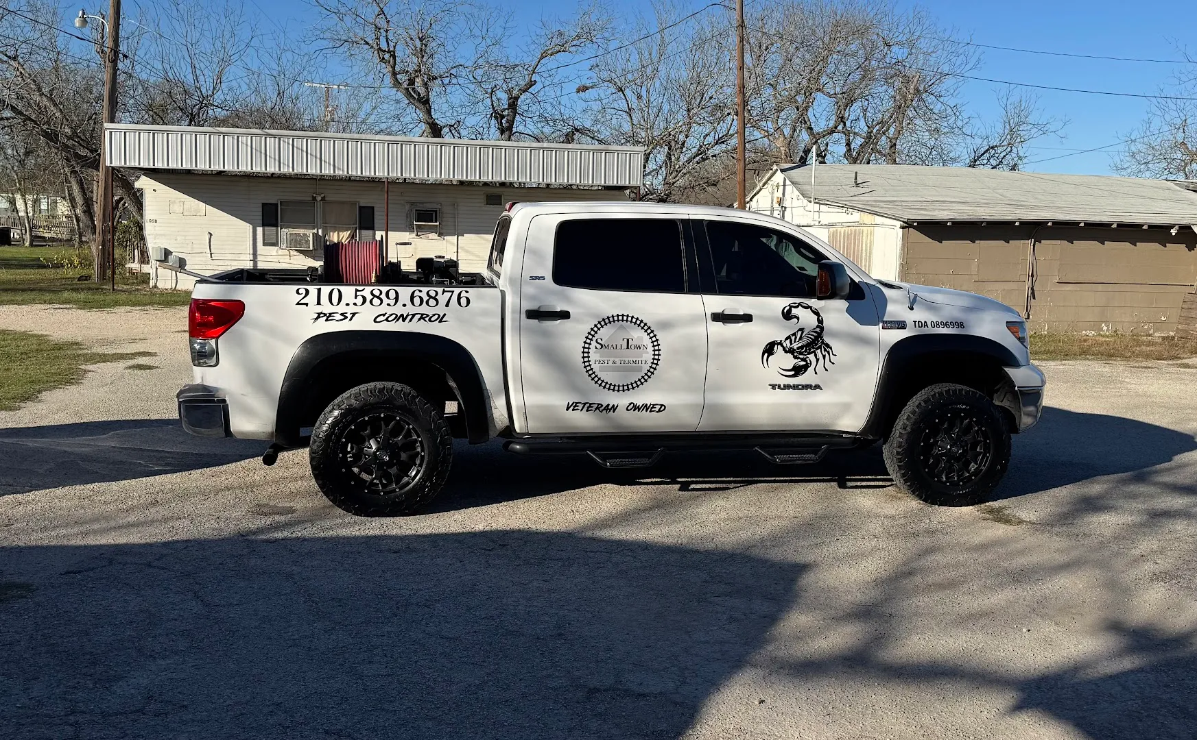 SmallTown Pest & Termite in Seguin, TX — business photo 3
