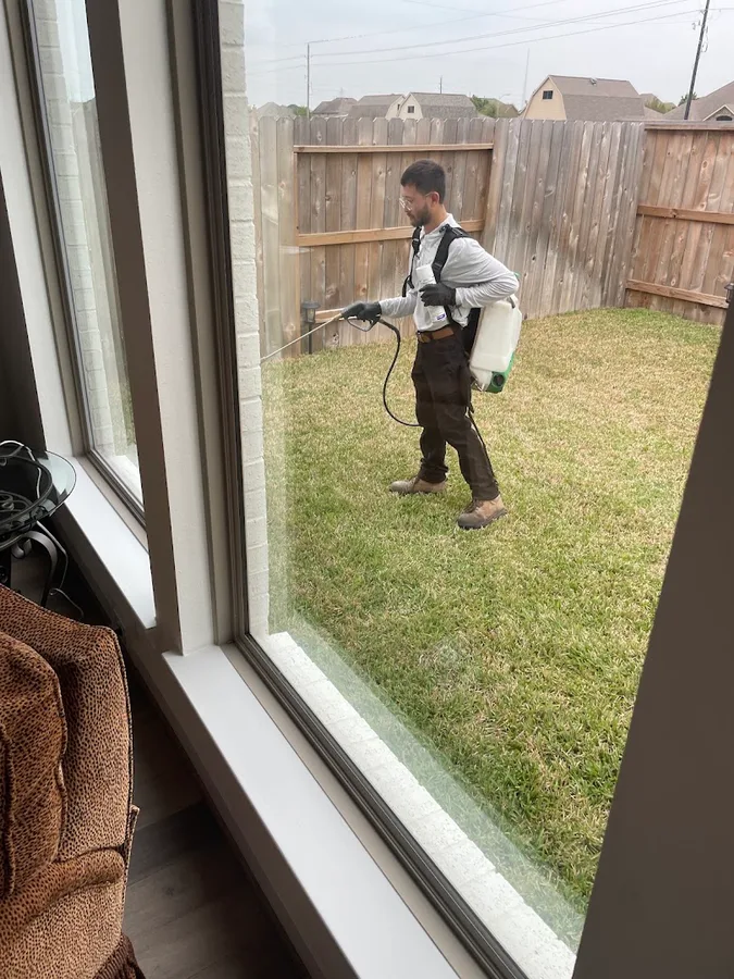 Solve Pest Pros in Tomball, TX — business photo 3