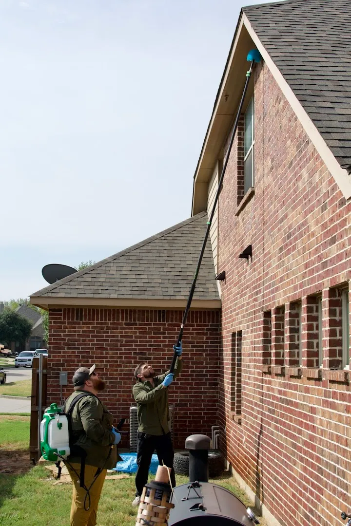 R&I Pest Control in Cleburne, TX — business photo 3