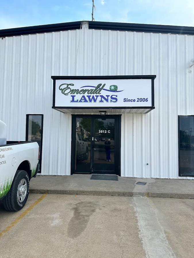 Emerald Lawns in Euless, TX — business photo 6