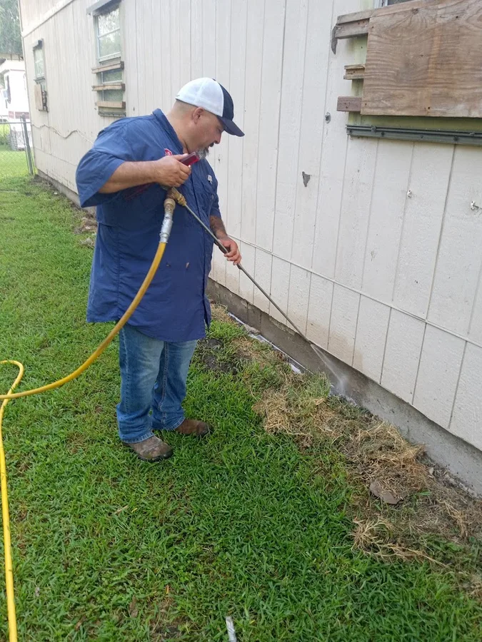 Home town RG pest control in Brownsville, TX — business photo 5
