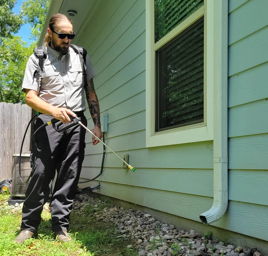 Elevated Pest Services, LLC in Van Alstyne, TX — business photo 2